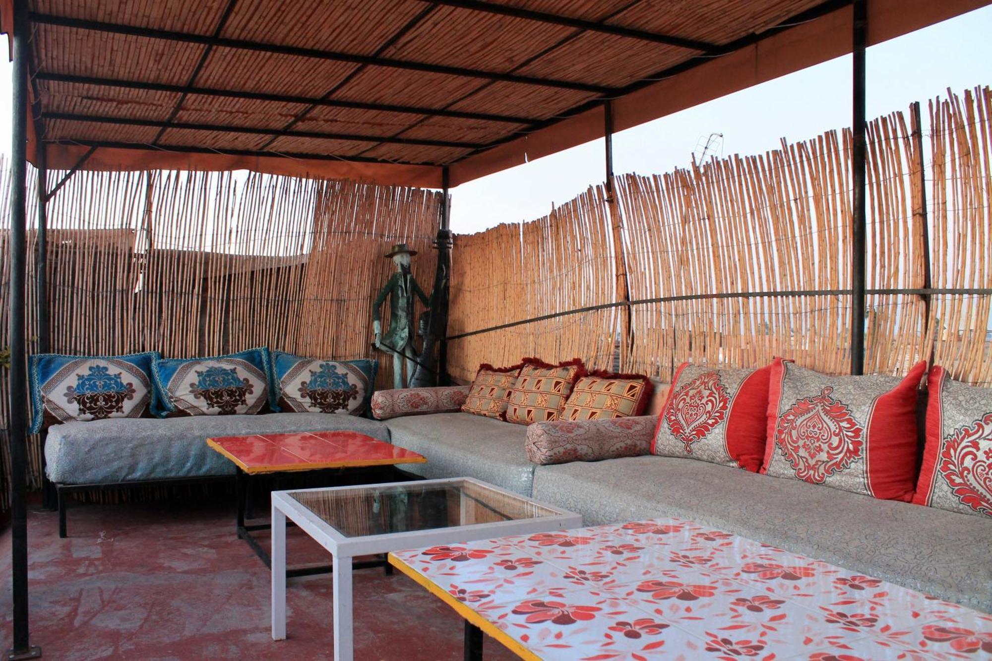 Hostel Kif Kif Annex Marrakesh Bagian luar foto